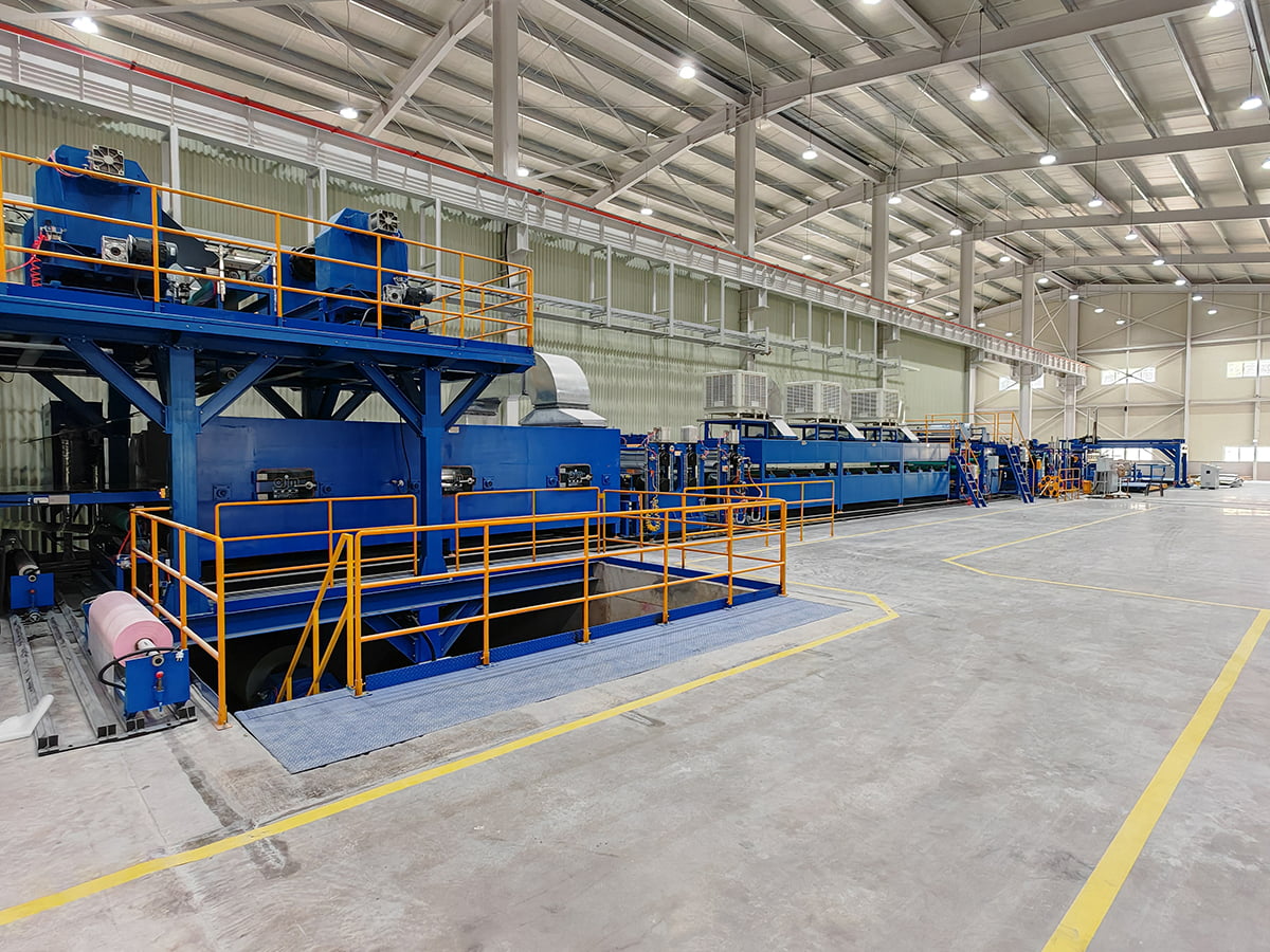 PE Spumans et Steel Linea composita